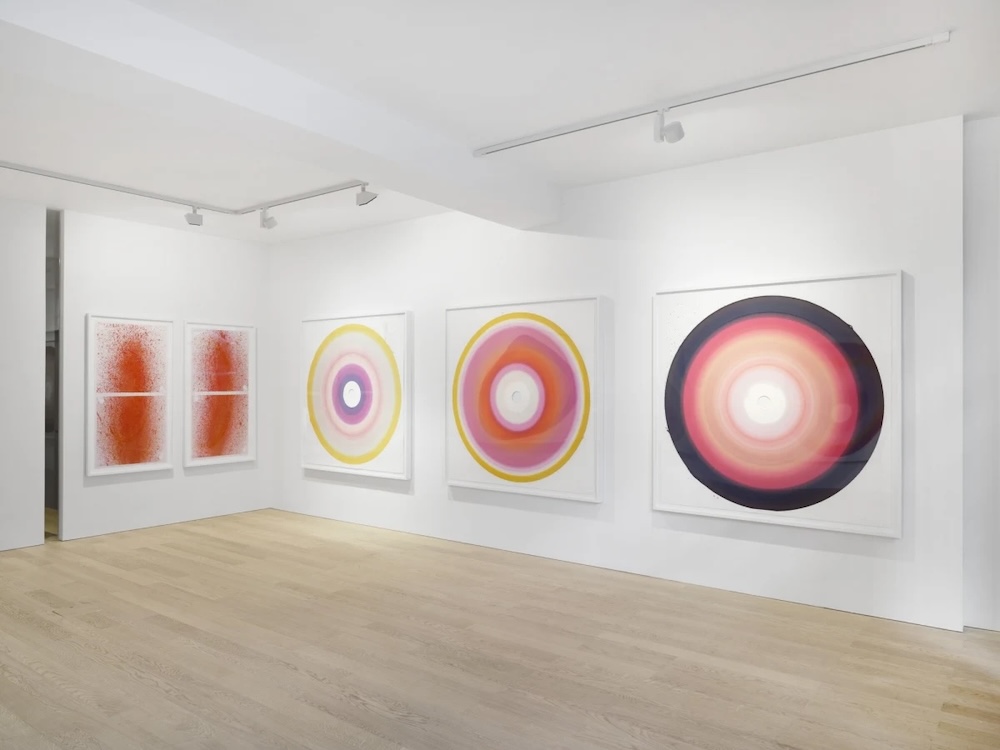 James Capper &lsquo;CURVE-BASED SYNTAX&rsquo; (installation view)