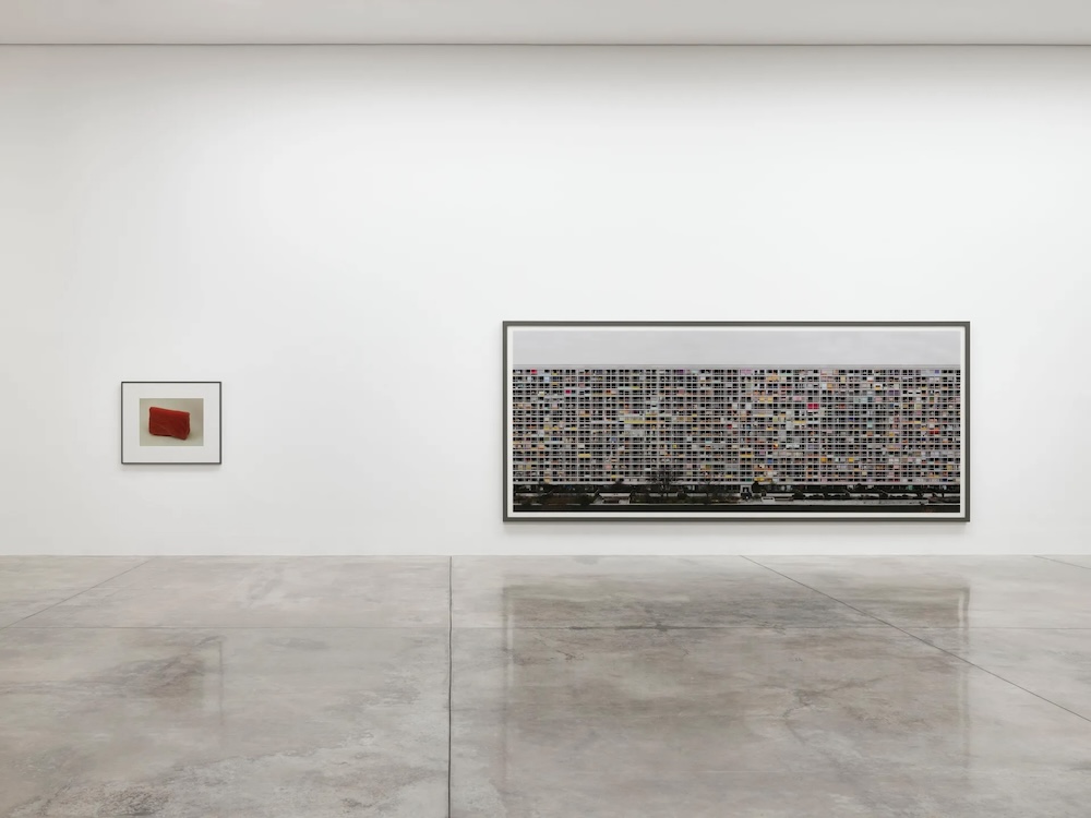 Andreas Gursky (l-r) ‘Bathroom’ (2025) ‘Paris, Montparnasse’ (1993)